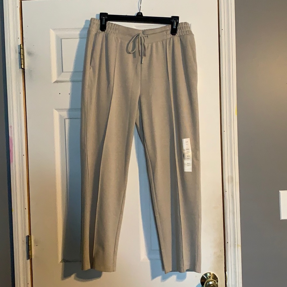 Straight leg pant with tie waist